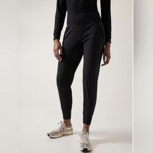 Athleta Venice Jogger M